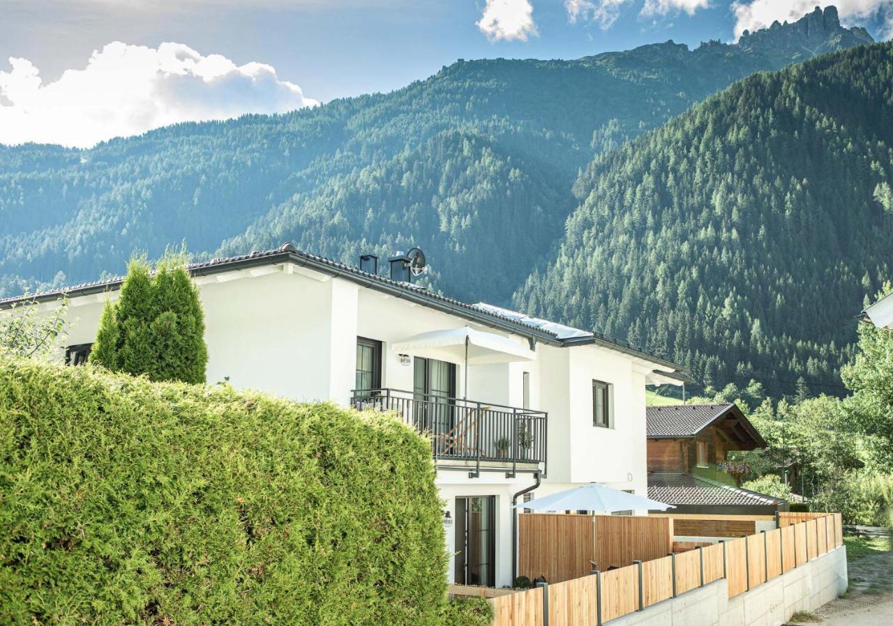 Oskar Apartments Neustift im Stubaital Exterior photo